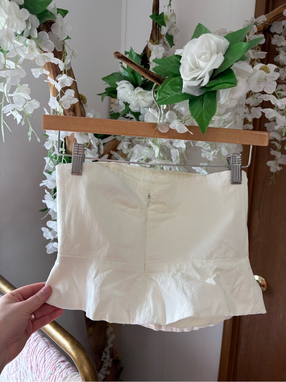 Mango Ivory Ruffle Strapless Crop Top - Picture 7 of 9